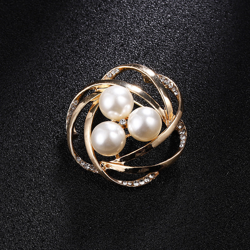 Crown Pearl Rhinestone Brooch – Classic Elegance with a Regal Touch