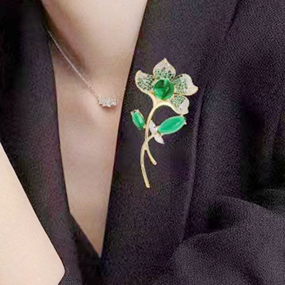 Gold-Plated Lotus Flower Corsage Brooch for Women