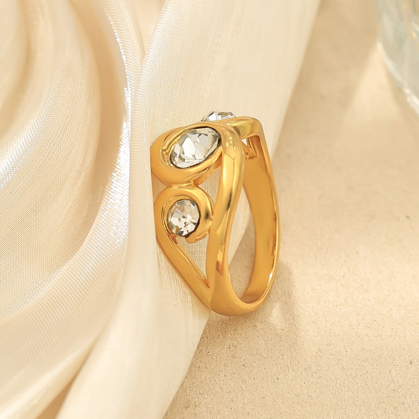 Women’s Simple Fashion Diamond Ring