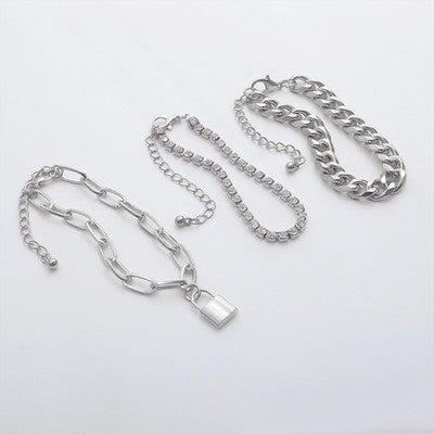 Hip Hop Thick Claw Chain Bracelet– Diamond-Style Statement Jewelry