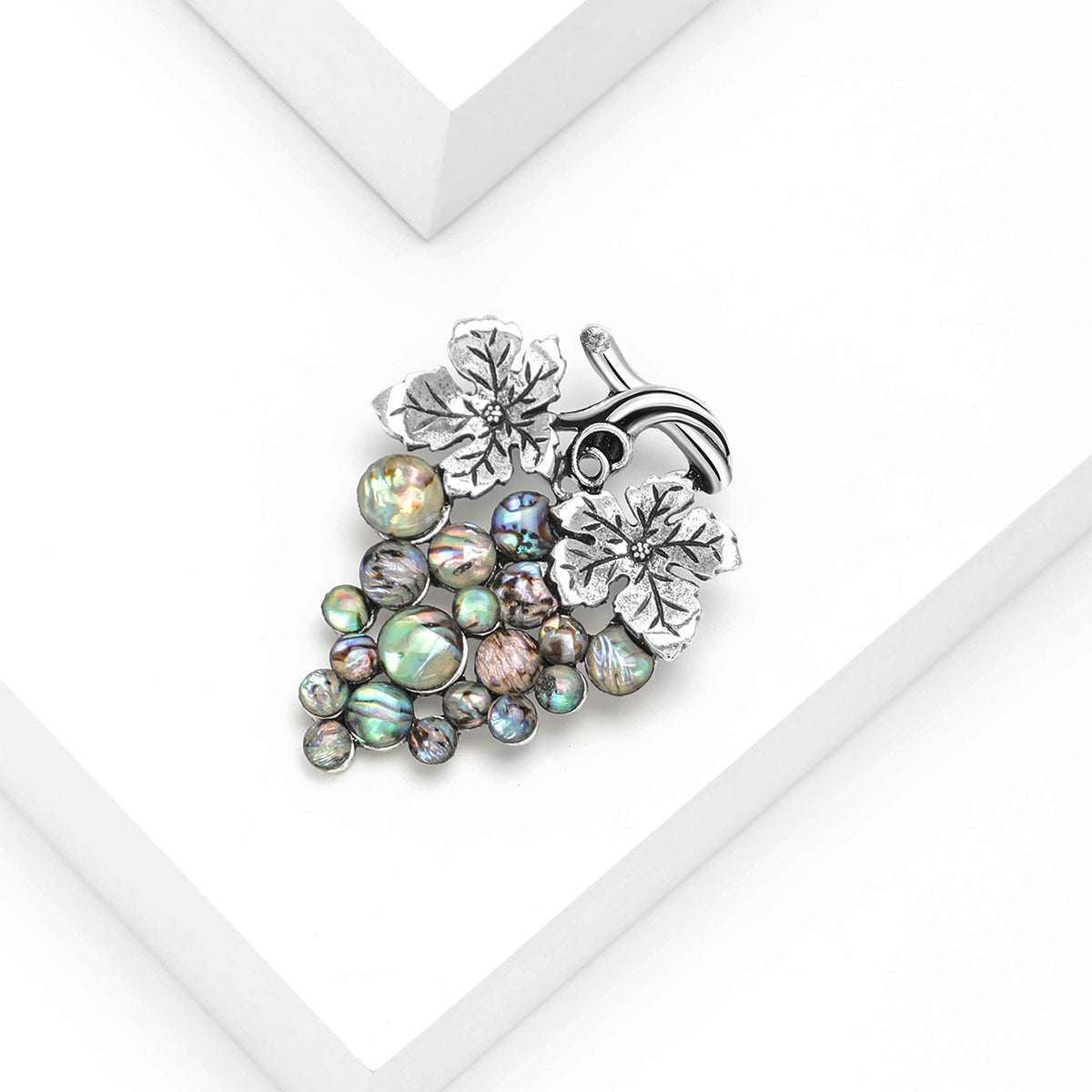 Abalone Shell Grape Brooch – Artistic Pastoral Elegance