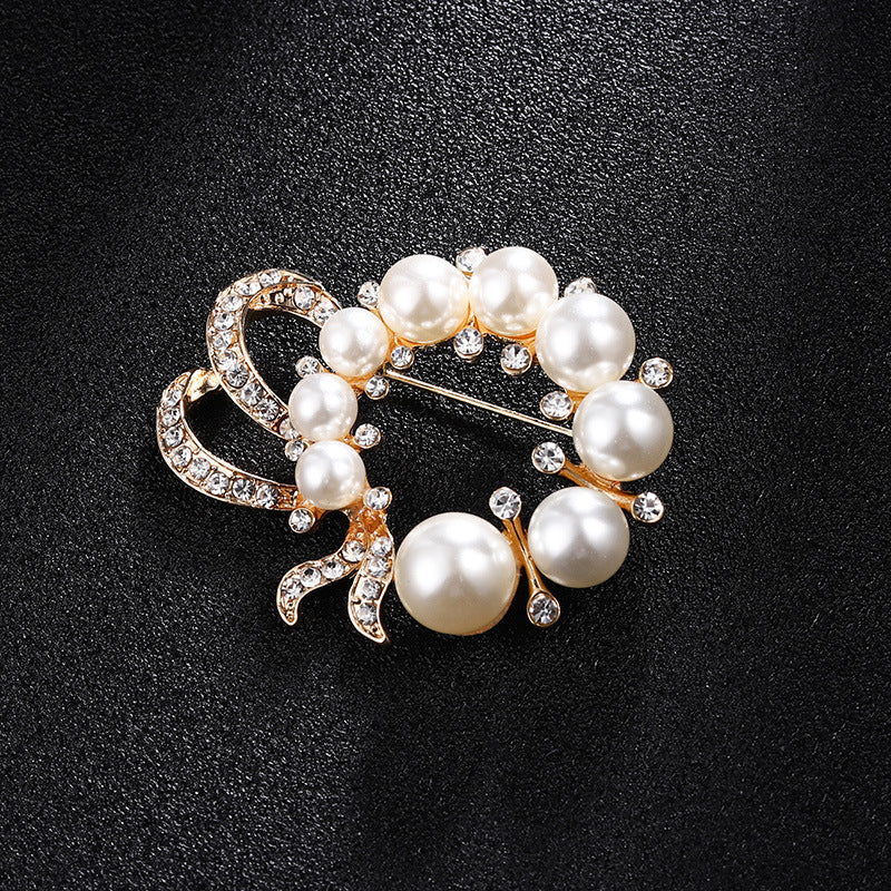 Crown Pearl Rhinestone Brooch – Classic Elegance with a Regal Touch