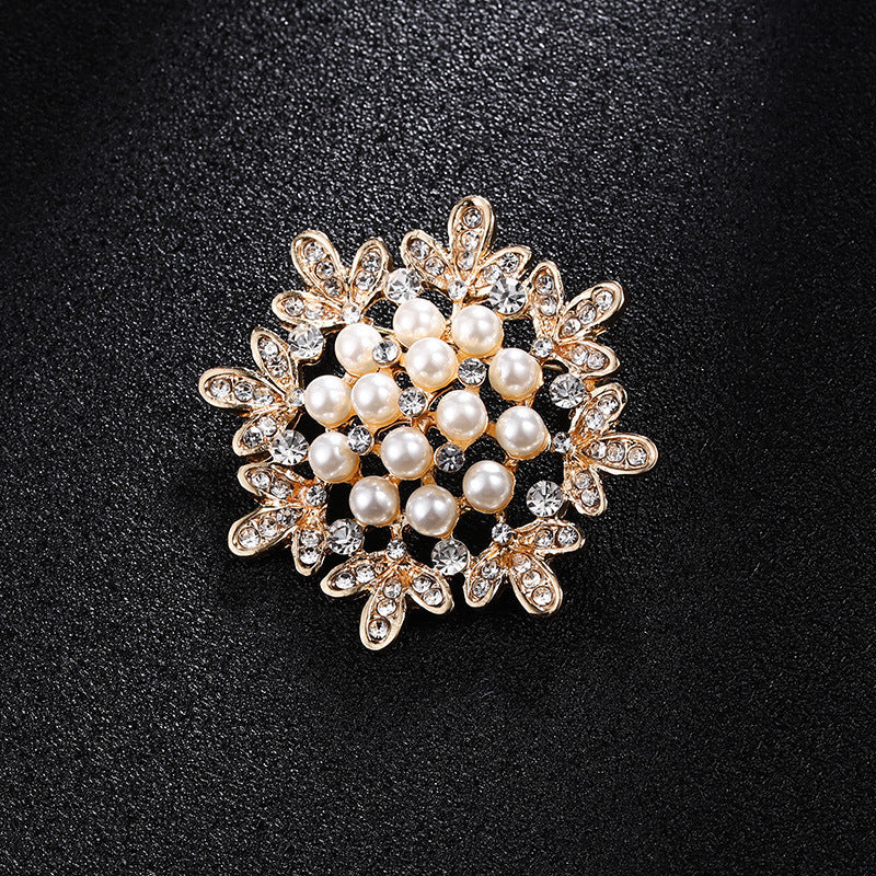 Crown Pearl Rhinestone Brooch – Classic Elegance with a Regal Touch