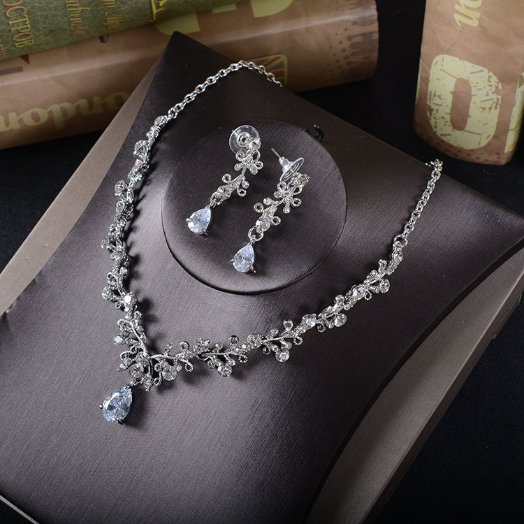 Korean Rhinestone Necklace and Earring Set – Elegant Jewelry for Special Occasions