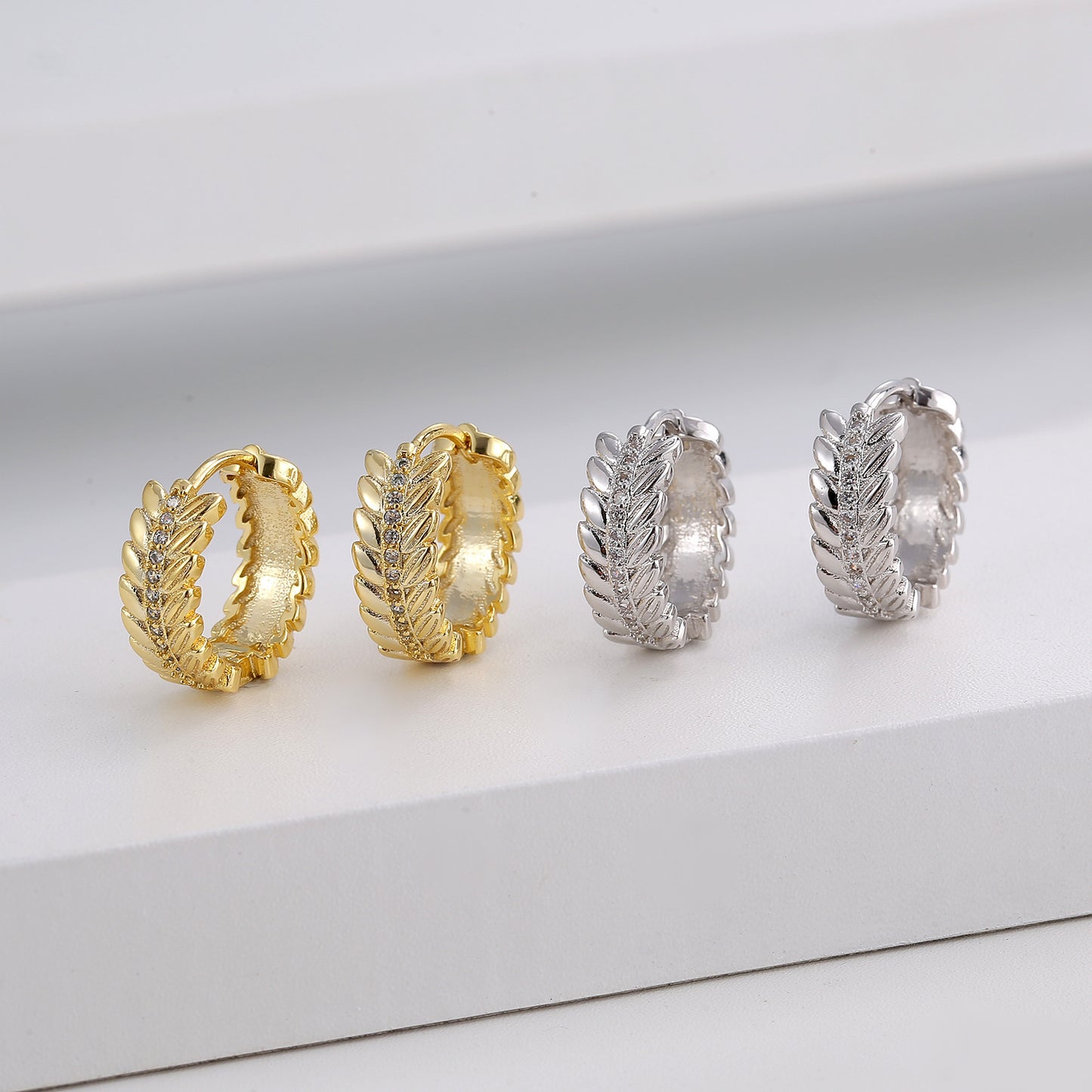 Golden Wheat Hoop Earrings – Unique Design Niche Fashion Jewelry