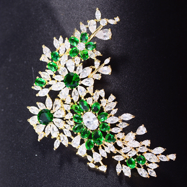 Minimalist Gold-Plated Gem Brooch – White or Green Zircon Accent