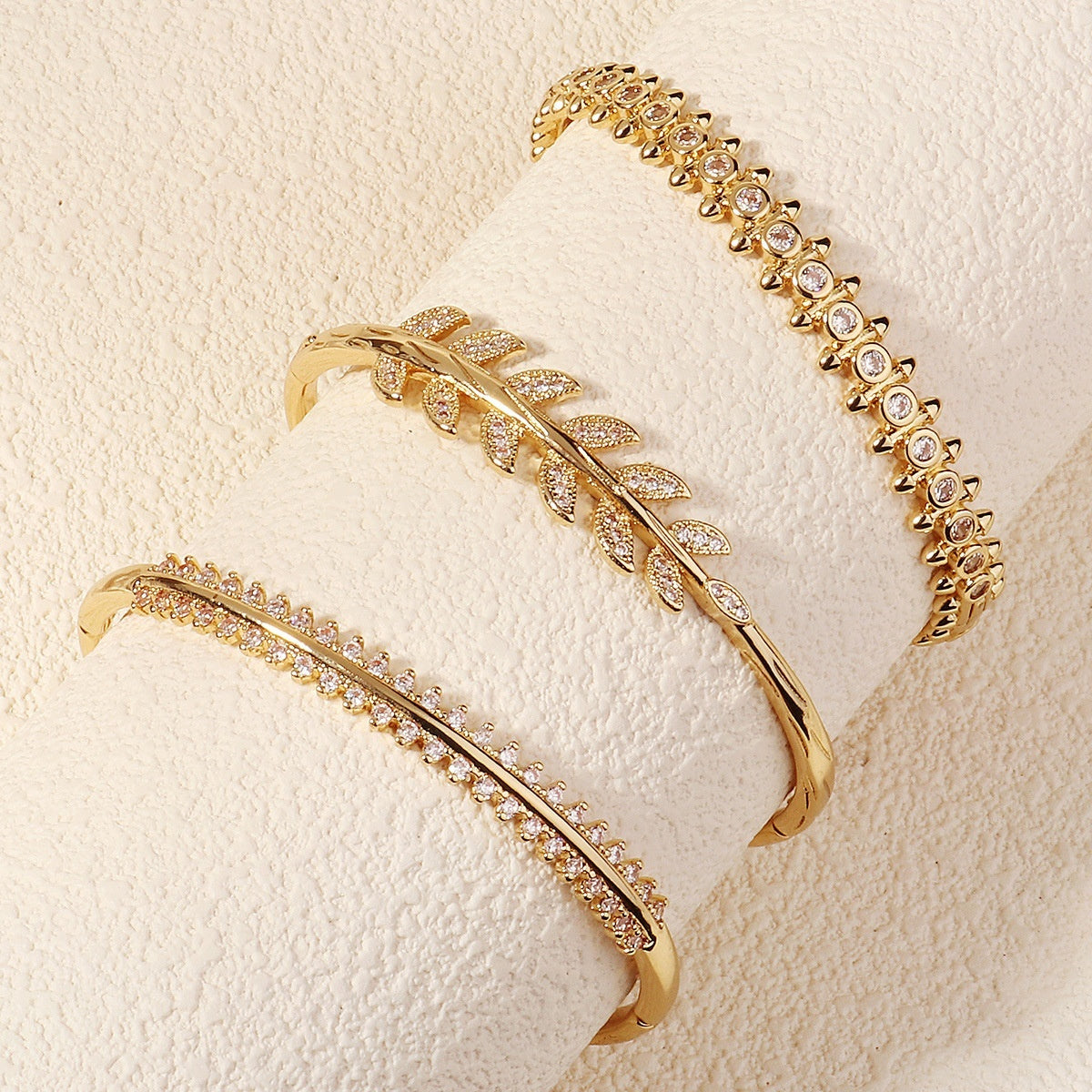 Non-Fading Copper Bracelet with Inlaid Zircon Buckle — Women’s Jewelry