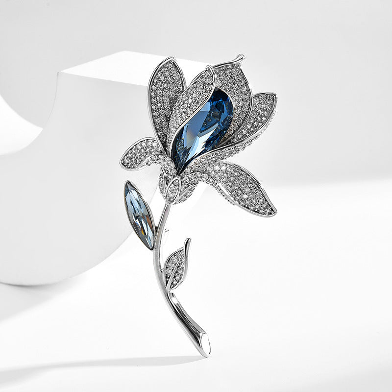 Crystal Tulip Brooch – Feminine Sparkle with Floral Grace