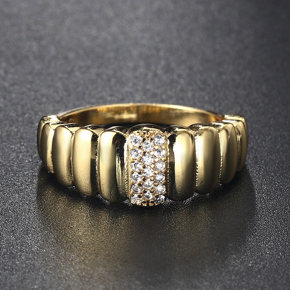 Trendy Cold Metal Ring for Women – Versatile Fashion Jewelry
