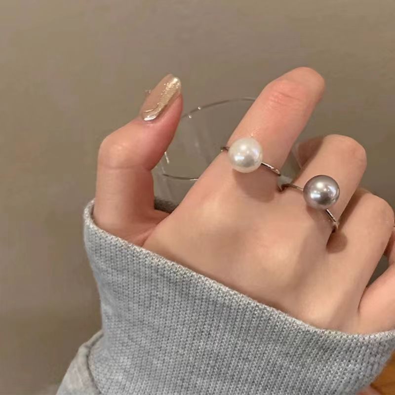 Sweet & Simple Open-End Pearl Ring for Women – Adjustable Elegant Jewelry