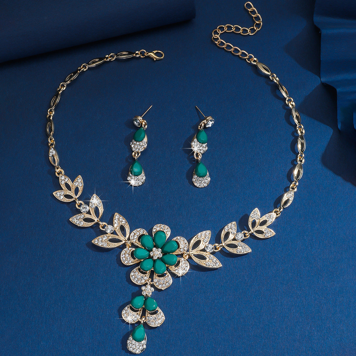 Fashion Water Drop Flower Necklace