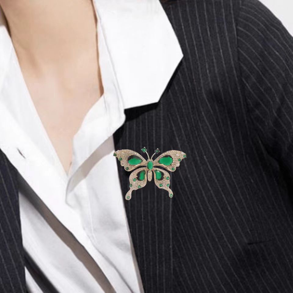 Light Luxury Emerald Butterfly Brooch for Women