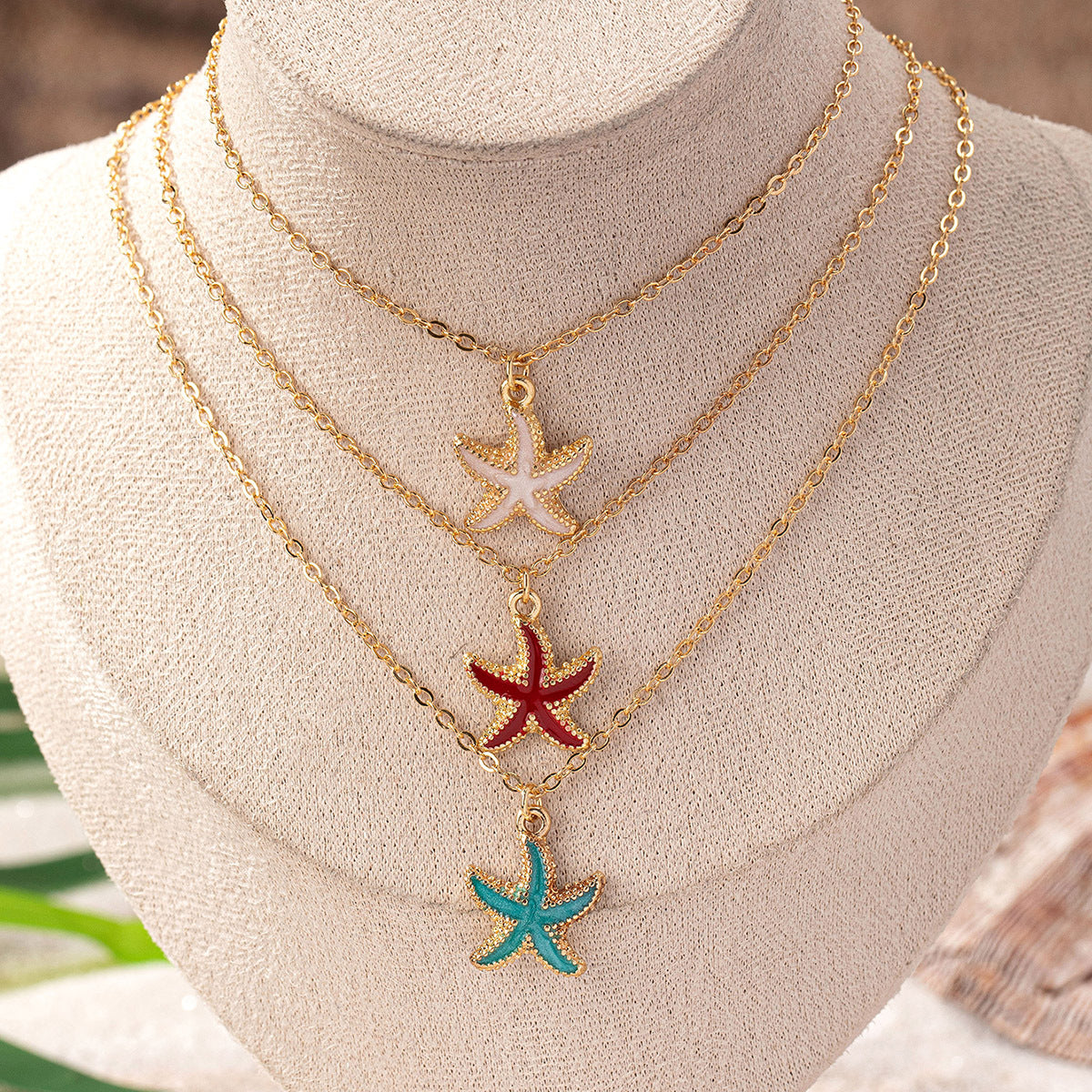 All-Match Dripping Starfish Pendant Necklace – Great For An Evening On The Lake Or At The Beach.
