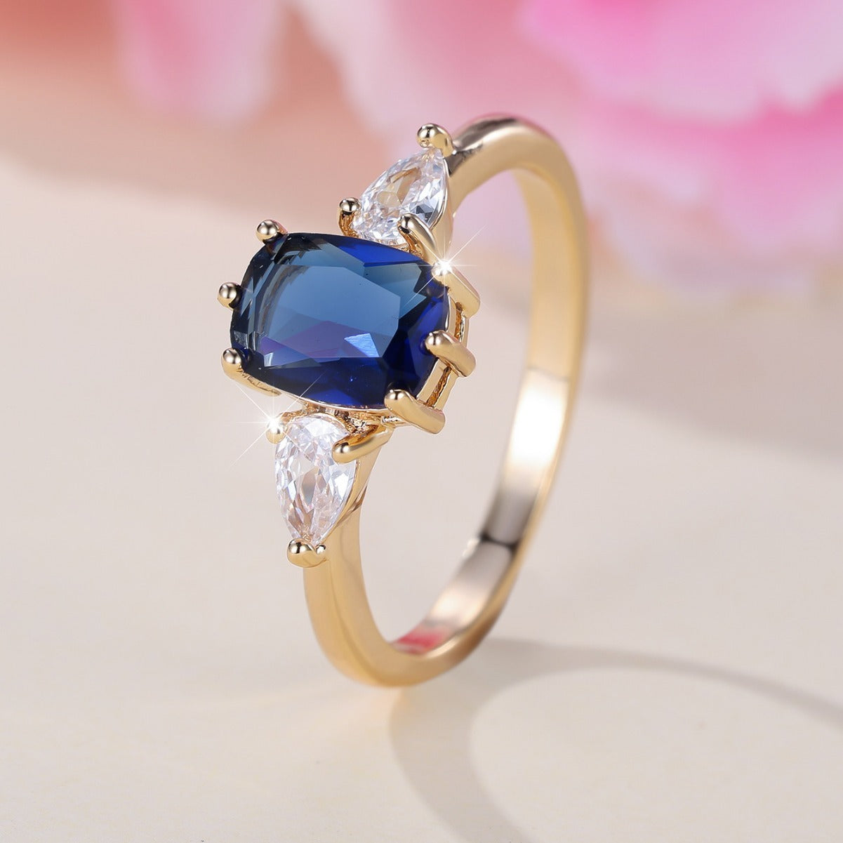 Six-claw Inlaid Sapphire Ring