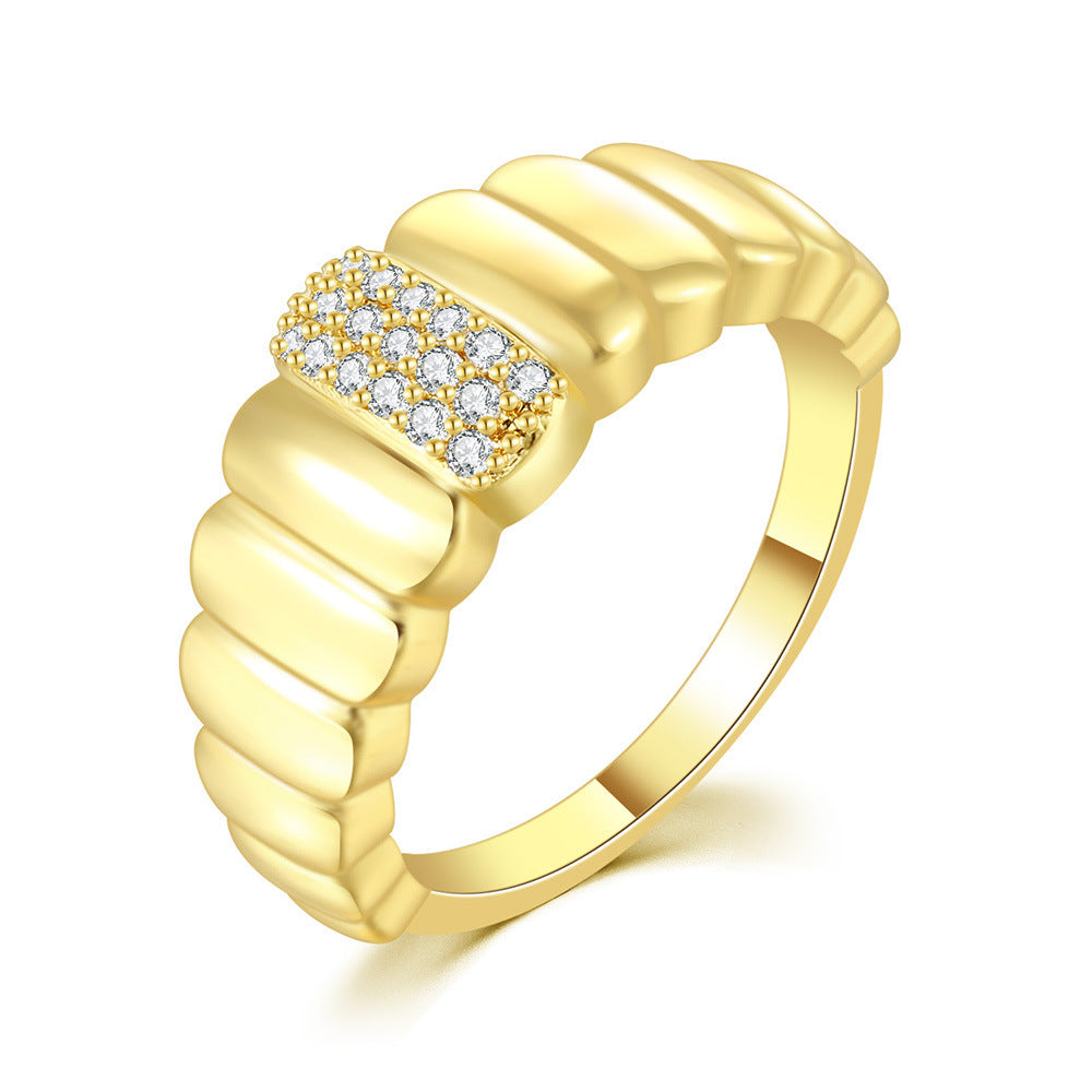 Trendy Cold Metal Ring for Women – Versatile Fashion Jewelry