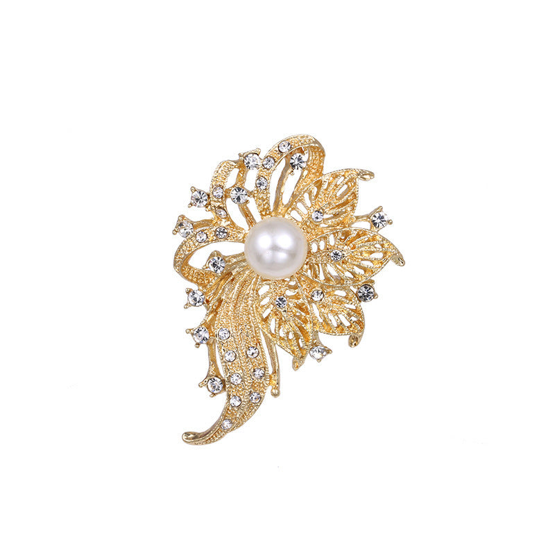Crown Pearl Rhinestone Brooch – Classic Elegance with a Regal Touch