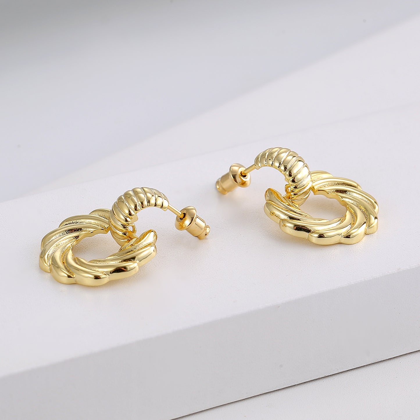 Golden Wheat Hoop Earrings – Unique Design Niche Fashion Jewelry