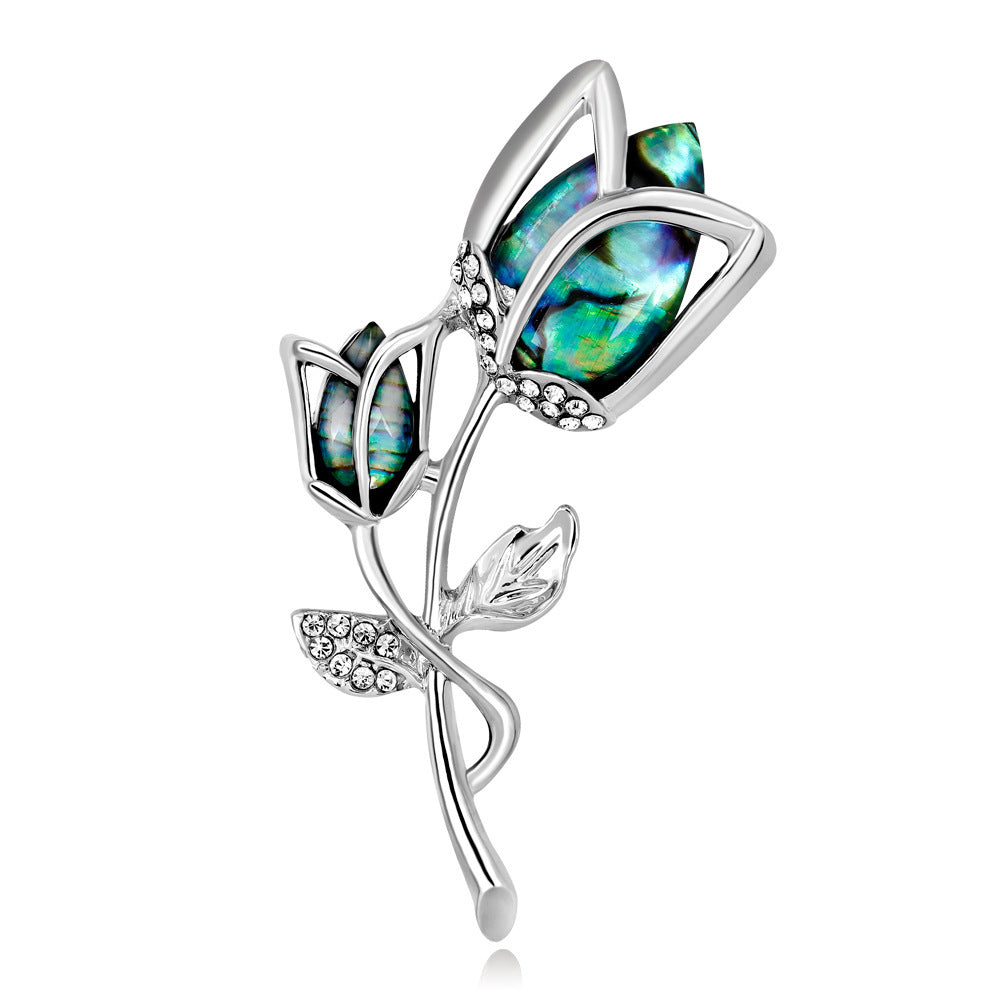 Elegant Shell Rose Flower Brooch – High-End Design