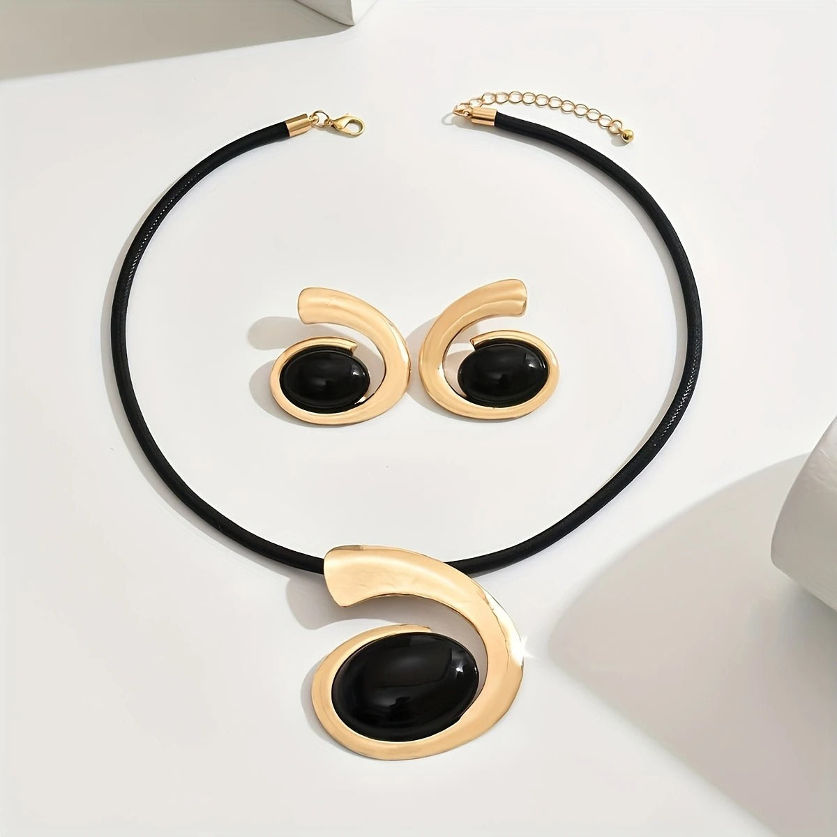 1 Set Of 3 Pieces, Creative Geometric Black Pendant Necklace Earring Set
