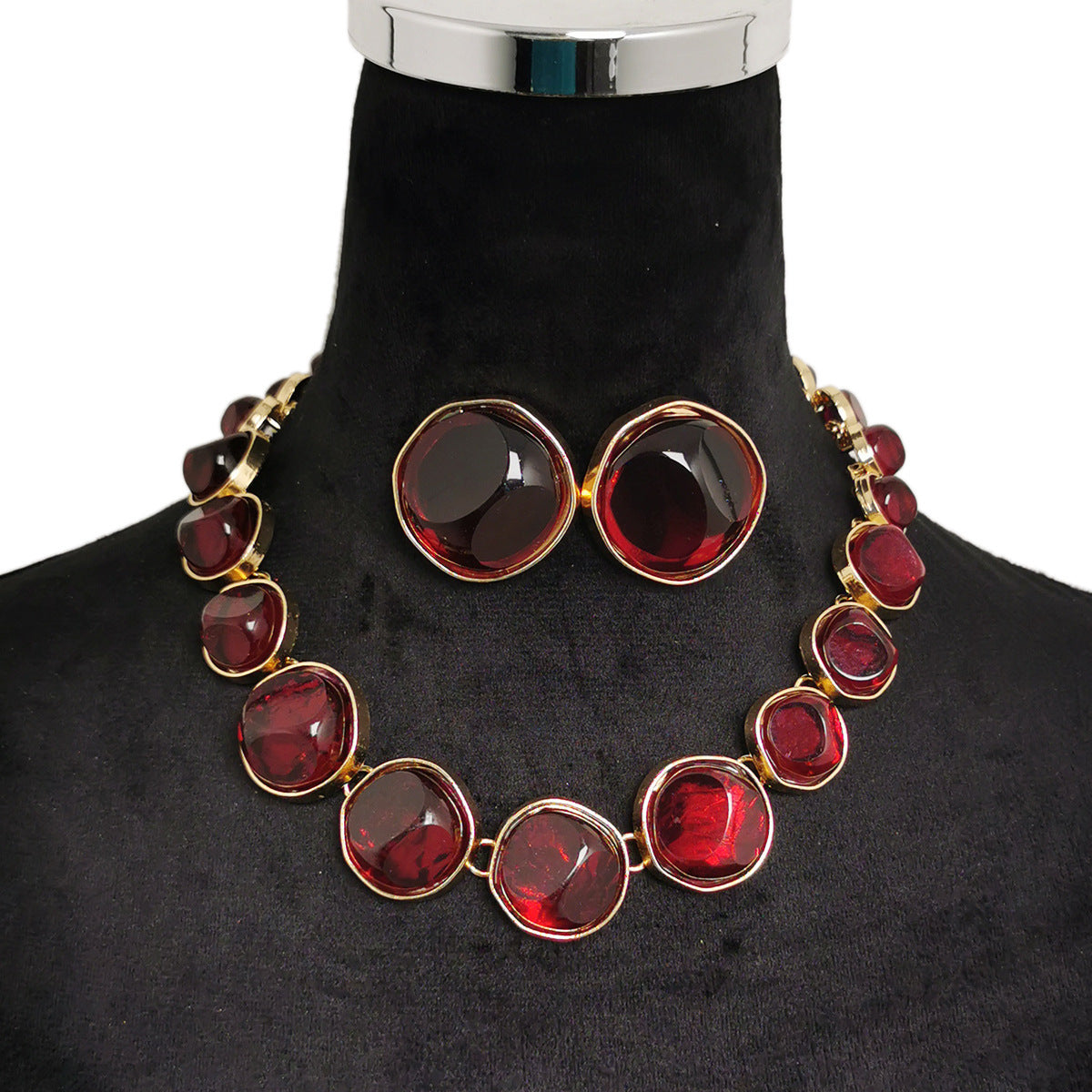 Round Three-Dimensional Pattern Necklace & Earring Set – Fashion Jewelry