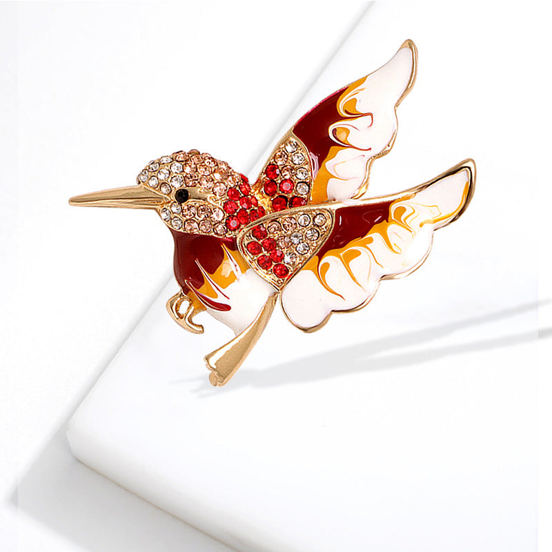 Colorful Hummingbird Brooch – Painted Elegance in Flight