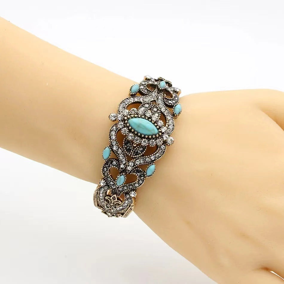 Vintage Alloy Fashion Bracelet – Gray & Lake Blue