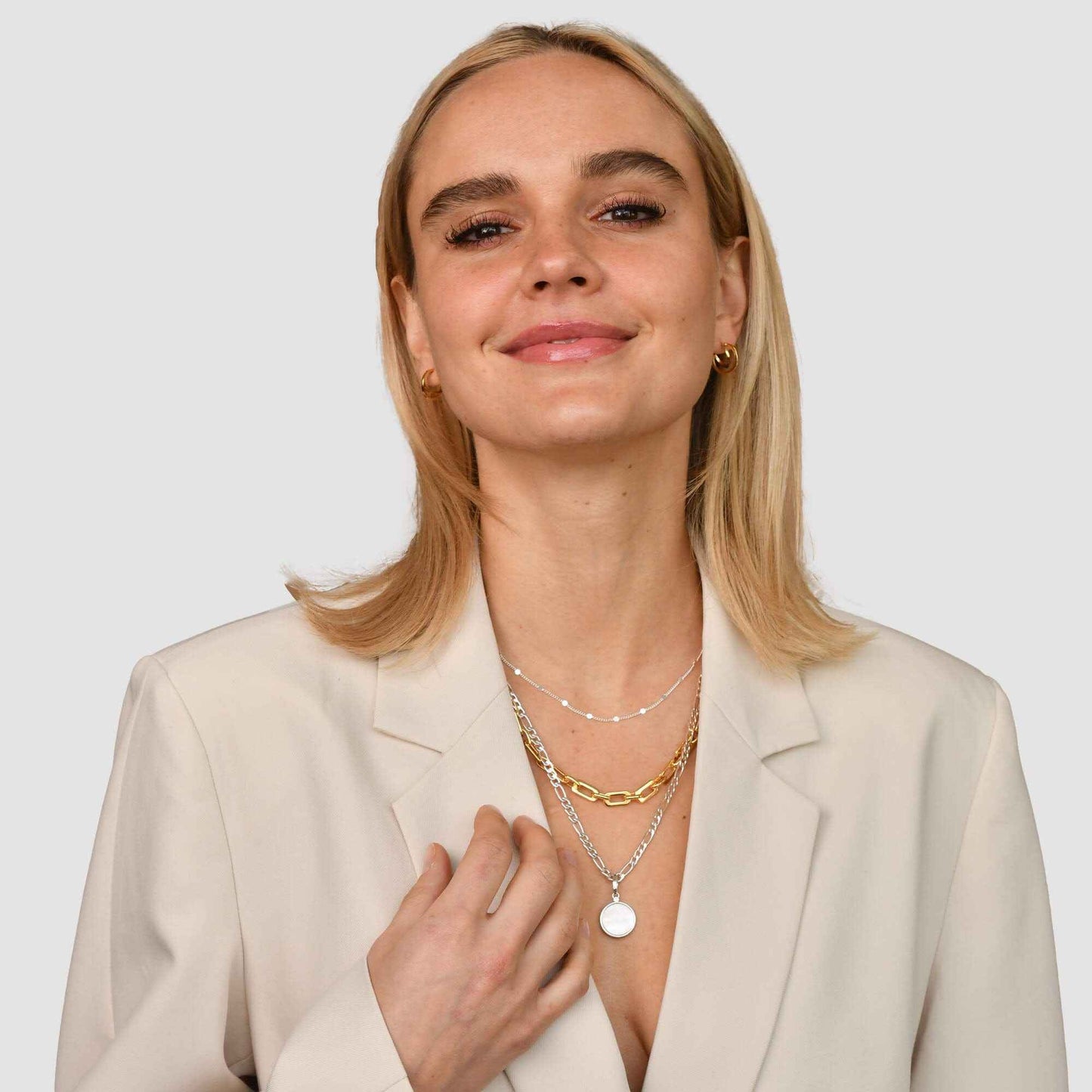 Classic Simple Women's Collarbone Necklace – Fashion Jewelry