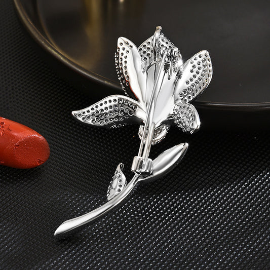 Crystal Tulip Brooch – Feminine Sparkle with Floral Grace