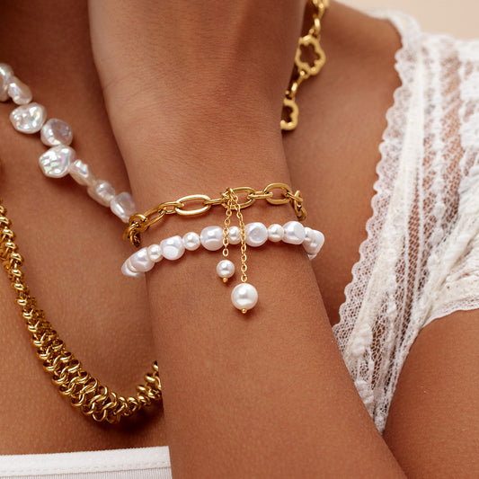 Pearl & Titanium Steel Bracelet for Women – Modern Elegant Jewelry