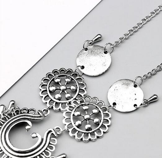 Boho Barefoot Flower Anklet – Hollow Teardrop Sandal Chain in Antique Silver