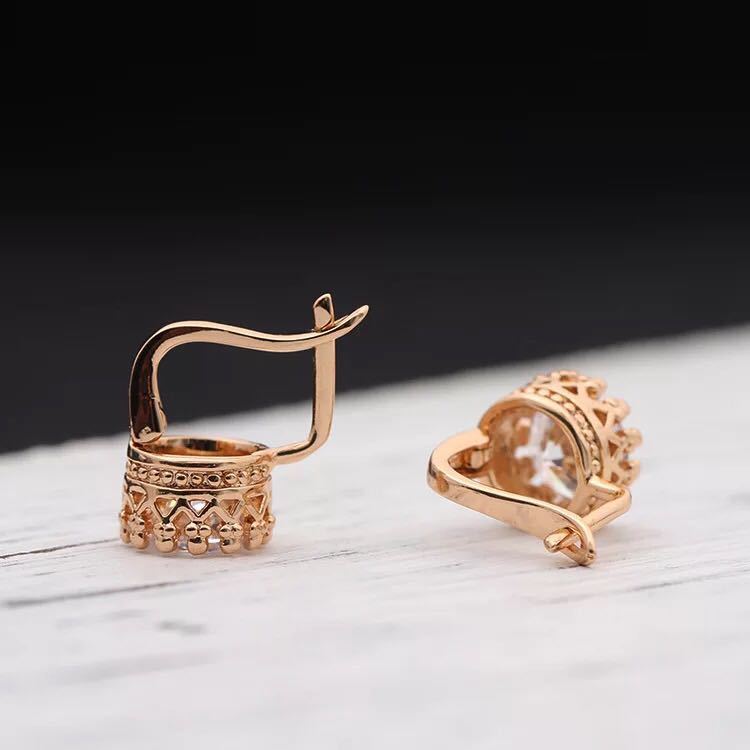 Classic Jewelry Set – Elegant Women's Accessories With Coordinated Style