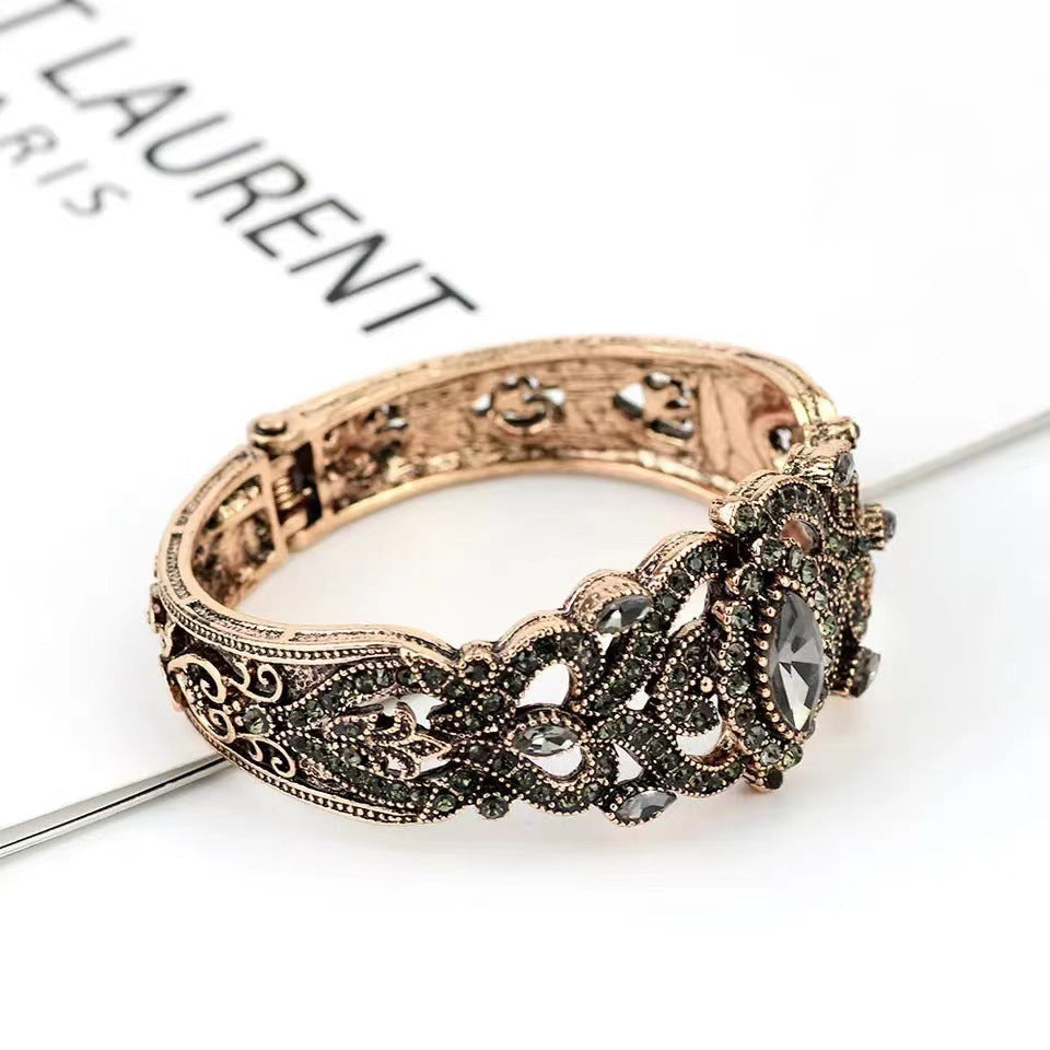 Vintage Alloy Fashion Bracelet – Gray & Lake Blue
