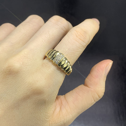 Trendy Cold Metal Ring for Women – Versatile Fashion Jewelry