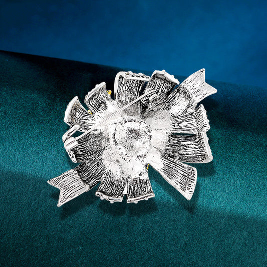 Vintage Ladybug Flower Brooch – Pearl & Diamond Accents in Antique Alloy