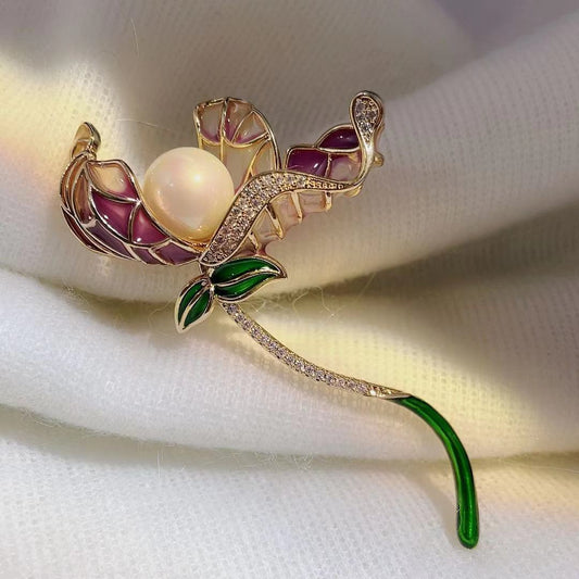Lotus Blossom Copper Brooch – Graceful Floral Accent for Women