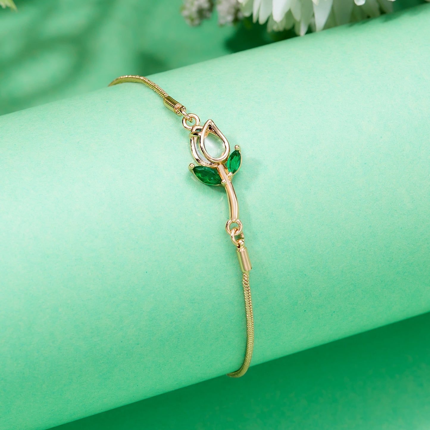 Elegant Tulip Diamond-Studded Necklace and Bracelet – Women's Fashion Jewelry