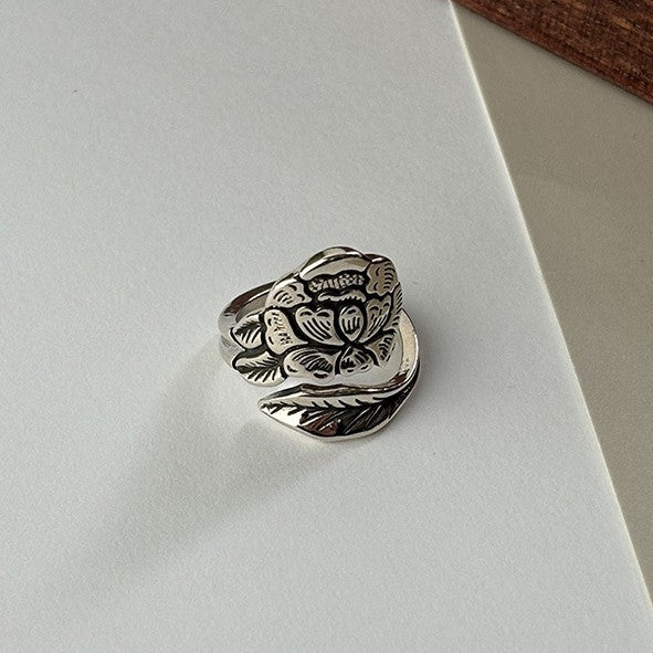 Distressed Lotus Adjustable Index Finger Ring – Special-Interest Design