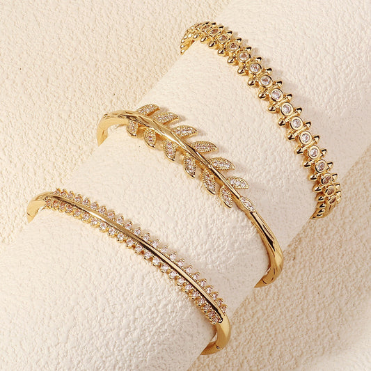 Non-Fading Copper Bracelet with Inlaid Zircon Buckle — Women’s Jewelry
