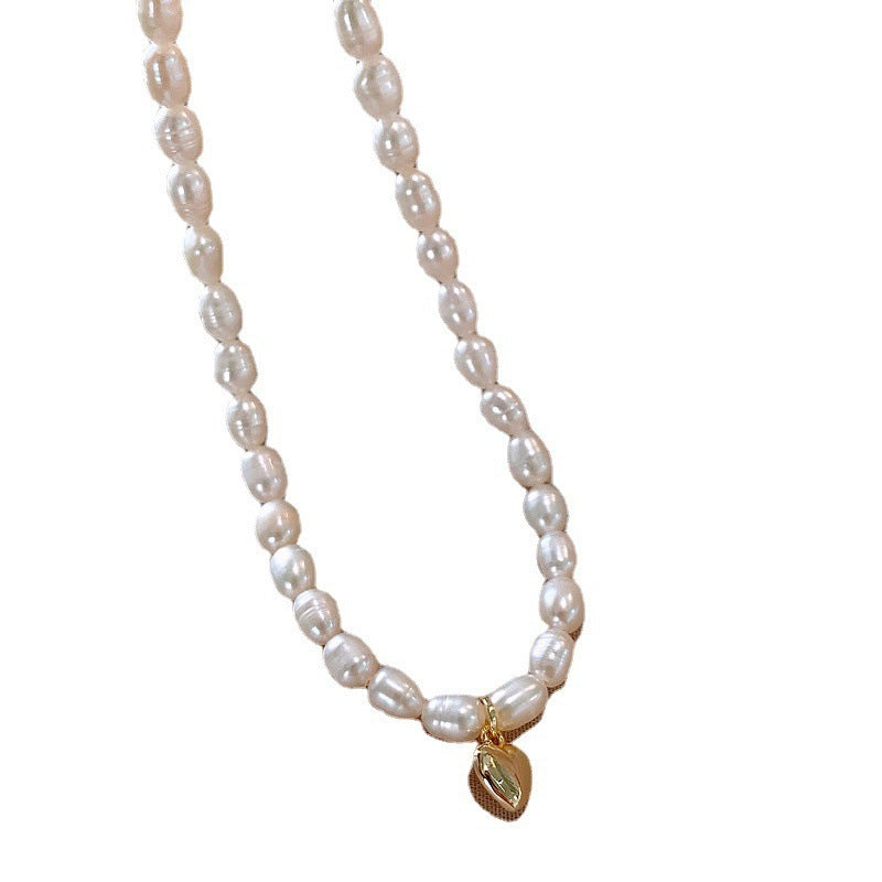 Fashionable Freshwater Pearl Necklace For Women