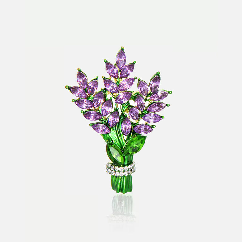 Lavender Crystal Brooch – Elegant Floral Design in Soft Hues