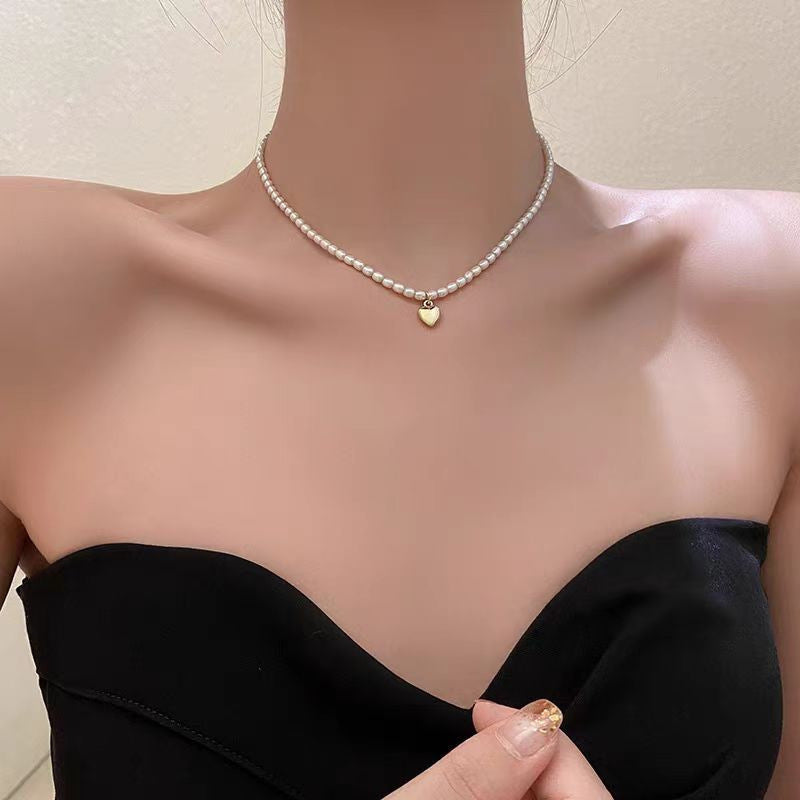 Fashionable Freshwater Pearl Necklace For Women