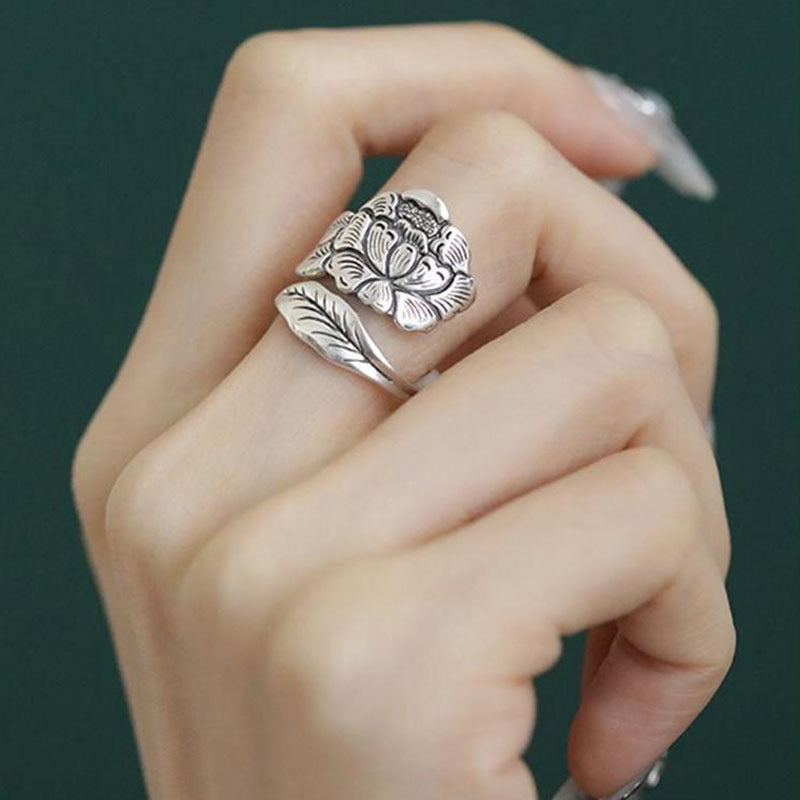 Distressed Lotus Adjustable Index Finger Ring – Special-Interest Design