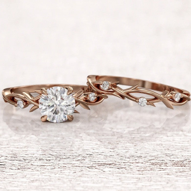Lianzhi Inspired Zircon Proposal Ring – Elegant Rose Gold Geometry