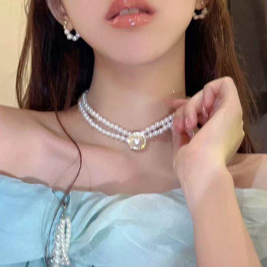 Rhinestone & Pearl Double-Layer Tassel Necklace – Elegant Layered Statement Jewelry