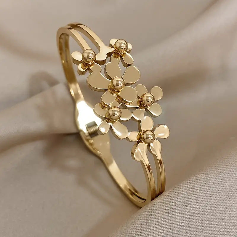 Double-layer Hollow Flower Cluster Stainless Steel Bracelet