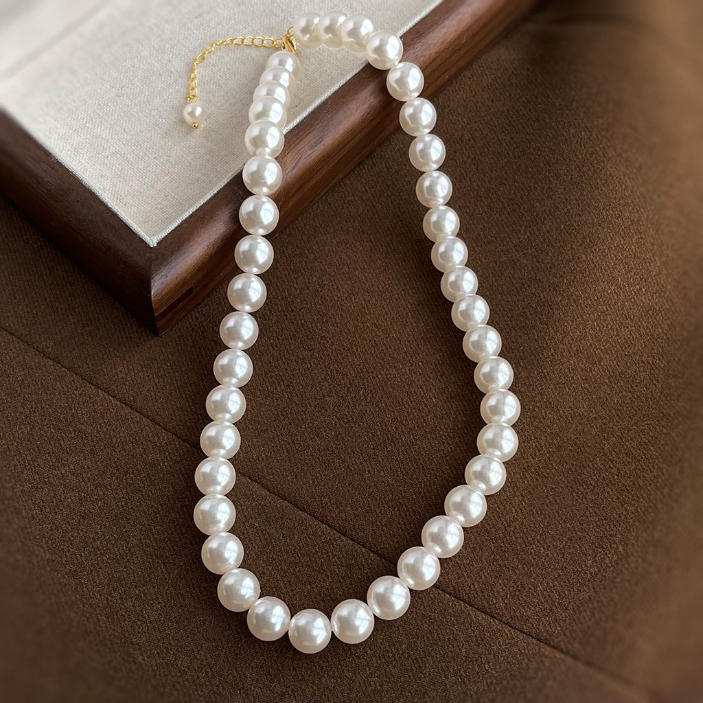 Handmade Round White All-Matching Necklace – Four Seasons Style