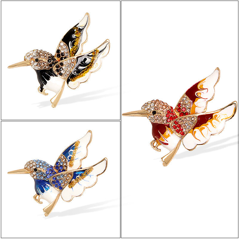 Colorful Hummingbird Brooch – Painted Elegance in Flight